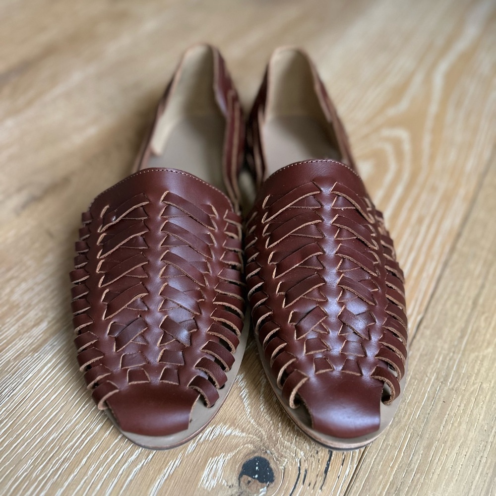 Men’s Nisolo Leather Huarache Sandal in Brown - Picture 6 of 10